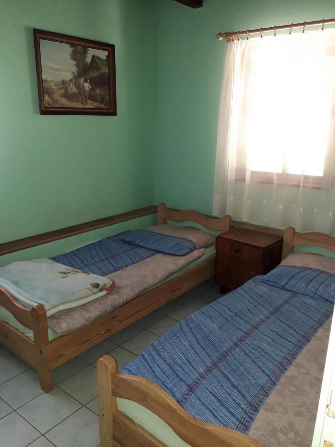 Agroturystyka W Ogrodach Санок Екстер'єр фото