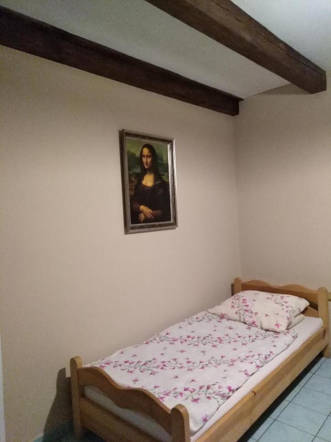 Agroturystyka W Ogrodach Санок Екстер'єр фото